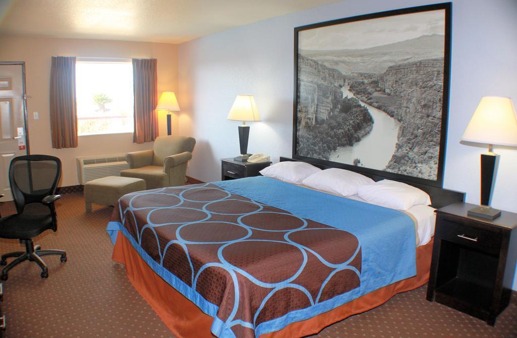 Hill Country Inn & Suites - New Braunfels, Gruene Ngoại thất bức ảnh