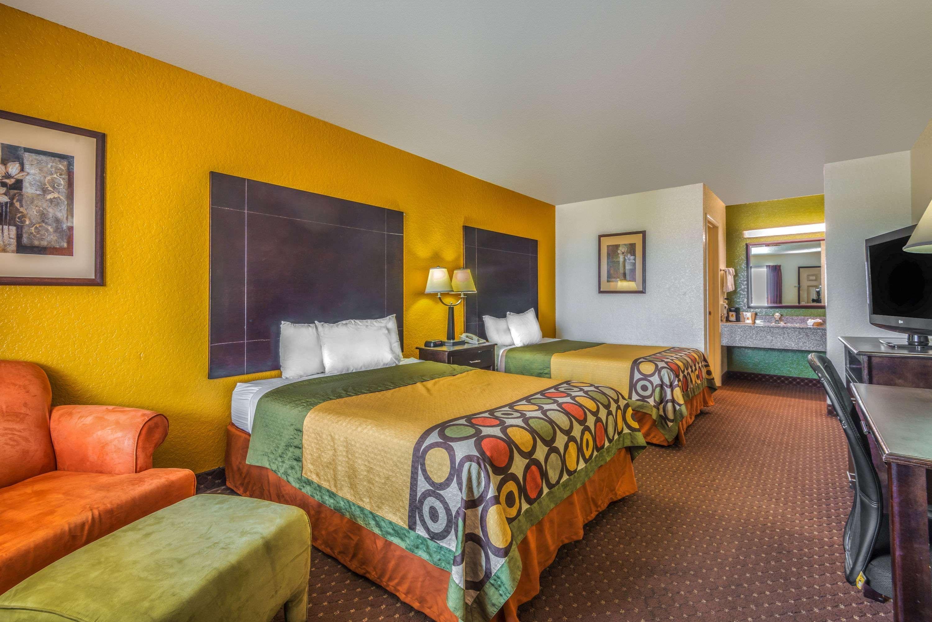 Hill Country Inn & Suites - New Braunfels, Gruene Ngoại thất bức ảnh